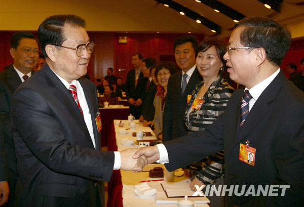 3月6日，中共中央政治局常委李长春参加十一届全国人大三次会议陕西代表团的审议。